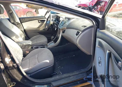 2013 Hyundai Elantra Gls z USA, uszkodzony, nr VIN KMHDH4AE8DU989736